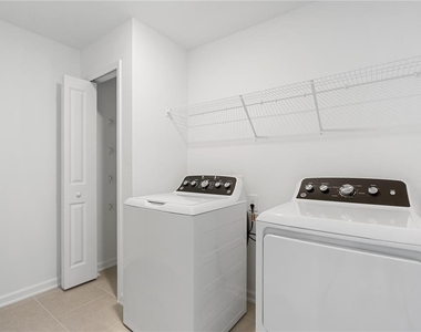 4814 Yellow Elder Way - Photo Thumbnail 11