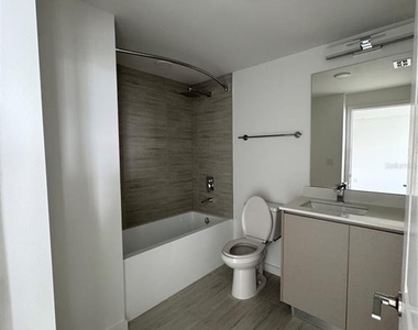 5579 Millenia Park Boulevard - Photo Thumbnail 16