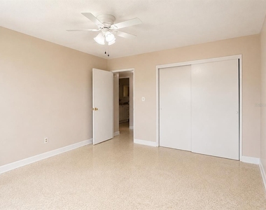 1675 De Leon Street - Photo Thumbnail 10