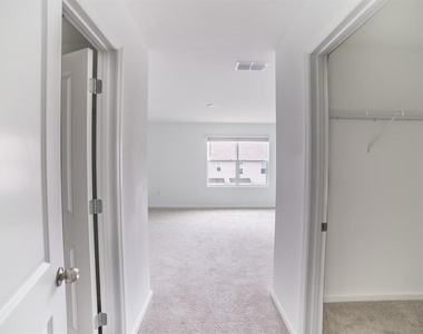 9095 Beach Tea Way - Photo Thumbnail 25