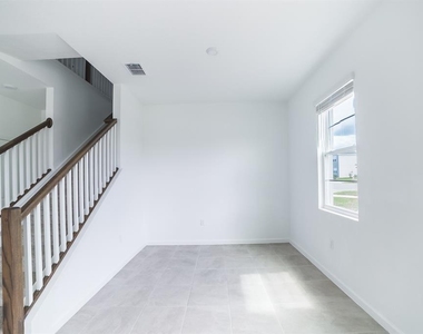 9095 Beach Tea Way - Photo Thumbnail 6