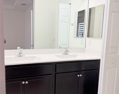 10306 W 33rd Lane - Photo Thumbnail 21