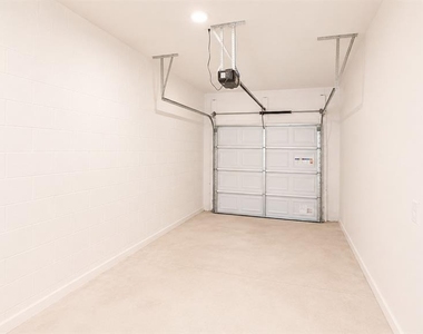6069 Zen Way - Photo Thumbnail 32