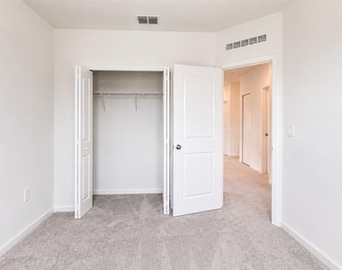 6069 Zen Way - Photo Thumbnail 29