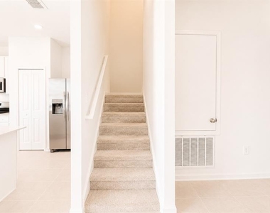 6069 Zen Way - Photo Thumbnail 4