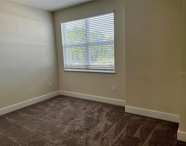 1427 Serendipity Lane - Photo Thumbnail 18