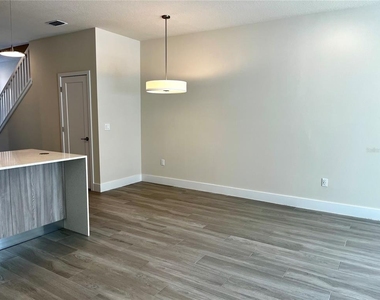 1427 Serendipity Lane - Photo Thumbnail 22