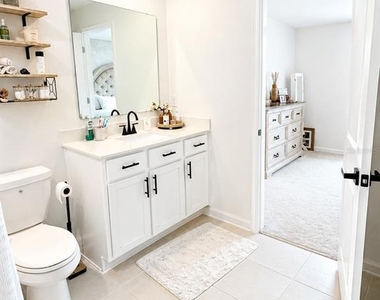 1322 Inkberry Circle - Photo Thumbnail 8