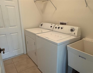 15812 Starlite Street - Photo Thumbnail 31