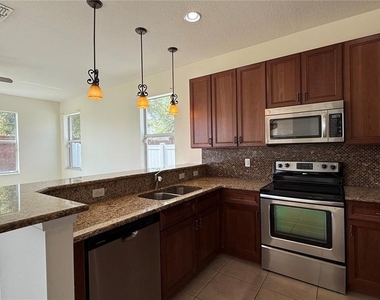 15812 Starlite Street - Photo Thumbnail 4