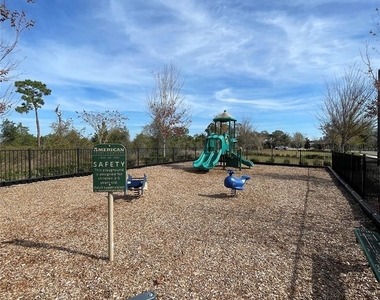 15812 Starlite Street - Photo Thumbnail 44