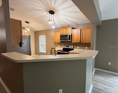 5539 Sycamore Canyon Drive - Photo Thumbnail 4