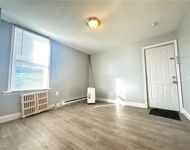 171 W Ridge Street - Photo Thumbnail 6