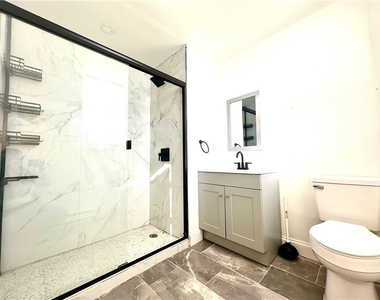 171 W Ridge Street - Photo Thumbnail 3