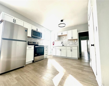171 W Ridge Street - Photo Thumbnail 2