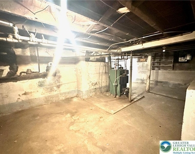 268 Avenue A - Photo Thumbnail 16