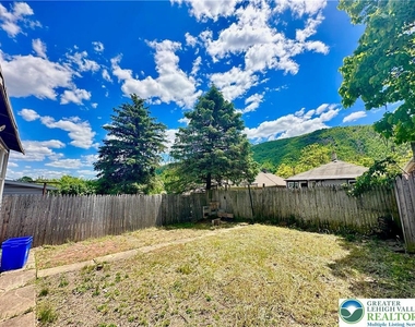 268 Avenue A - Photo Thumbnail 15