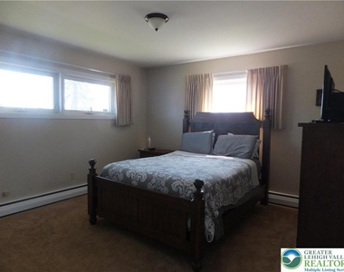 1264 California Avenue - Photo Thumbnail 21