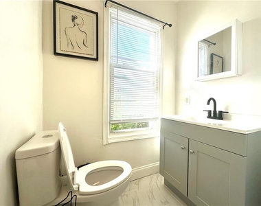171 W Ridge Street - Photo Thumbnail 4