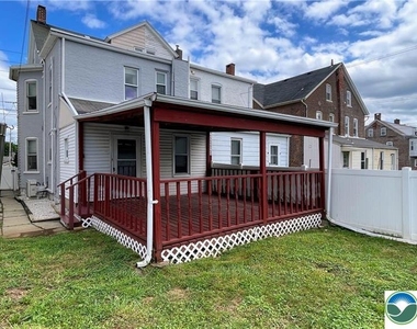 330 E Goepp Street - Photo Thumbnail 9