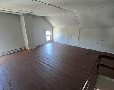 708 Linden Street - Photo Thumbnail 16