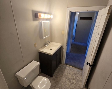 708 Linden Street - Photo Thumbnail 6