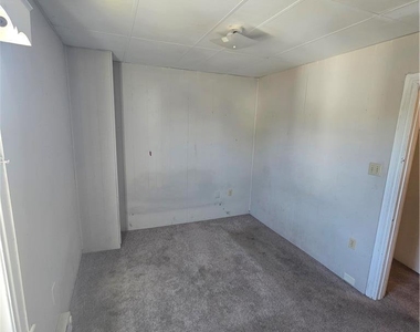 708 Linden Street - Photo Thumbnail 8