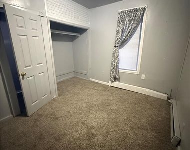 840 W Walnut Street - Photo Thumbnail 15