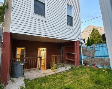 840 W Walnut Street - Photo Thumbnail 36