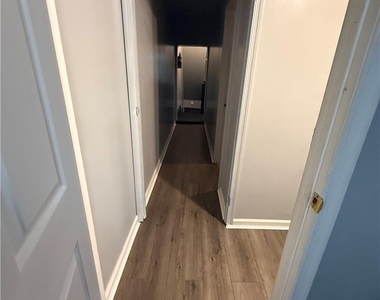 840 W Walnut Street - Photo Thumbnail 32