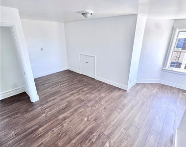 535 W Tilghman Street - Photo Thumbnail 17