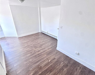 535 W Tilghman Street - Photo Thumbnail 18
