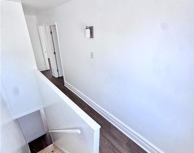 535 W Tilghman Street - Photo Thumbnail 13