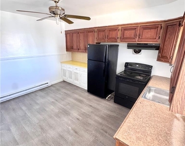 535 W Tilghman Street - Photo Thumbnail 9