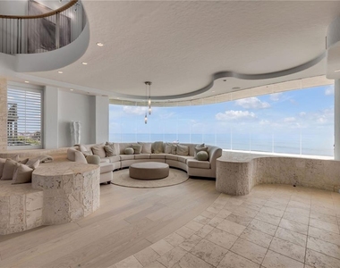 6965 S Atlantic Avenue - Photo Thumbnail 9