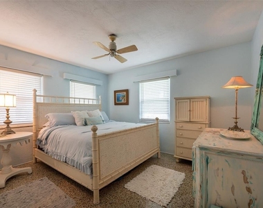 705 N Peninsula Avenue - Photo Thumbnail 5
