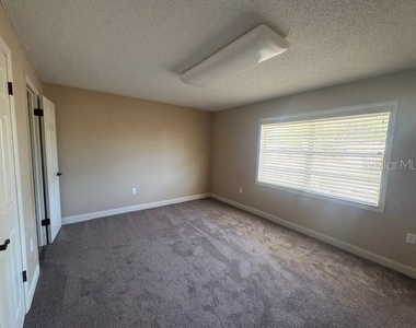 105 Sunshine Boulevard - Photo Thumbnail 8