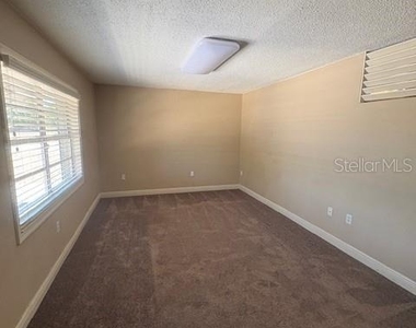 105 Sunshine Boulevard - Photo Thumbnail 3