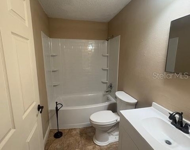 105 Sunshine Boulevard - Photo Thumbnail 7