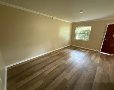 3537 Nw 49 Avenue - Photo Thumbnail 11