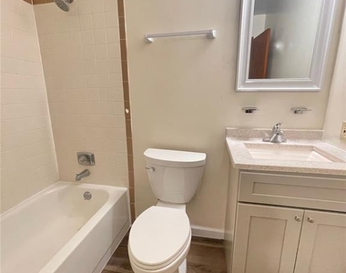 914 Sw 59th Terrace - Photo Thumbnail 7
