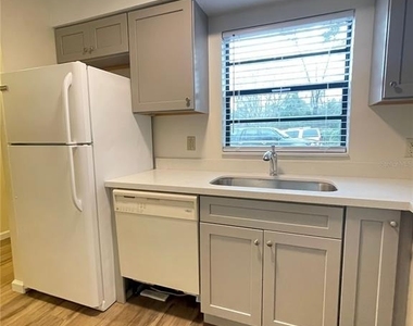 914 Sw 59th Terrace - Photo Thumbnail 1