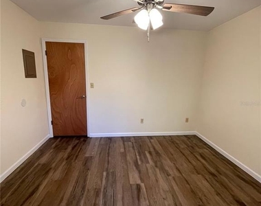 914 Sw 59th Terrace - Photo Thumbnail 9