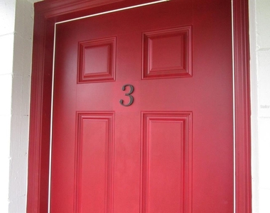 1002 E Mcdonald Avenue - Photo Thumbnail 3