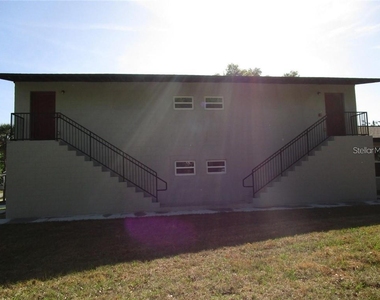 1002 E Mcdonald Avenue - Photo Thumbnail 2