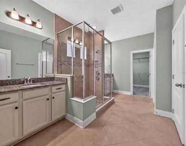 2062 Redbay Avenue - Photo Thumbnail 17