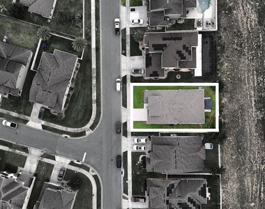 2062 Redbay Avenue - Photo Thumbnail 44