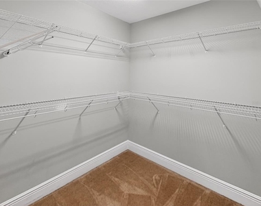 2062 Redbay Avenue - Photo Thumbnail 21