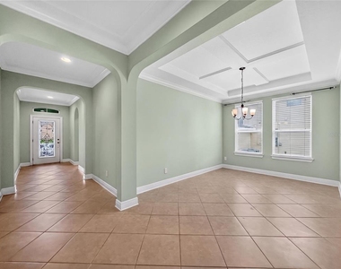 2062 Redbay Avenue - Photo Thumbnail 3