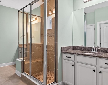 2062 Redbay Avenue - Photo Thumbnail 18